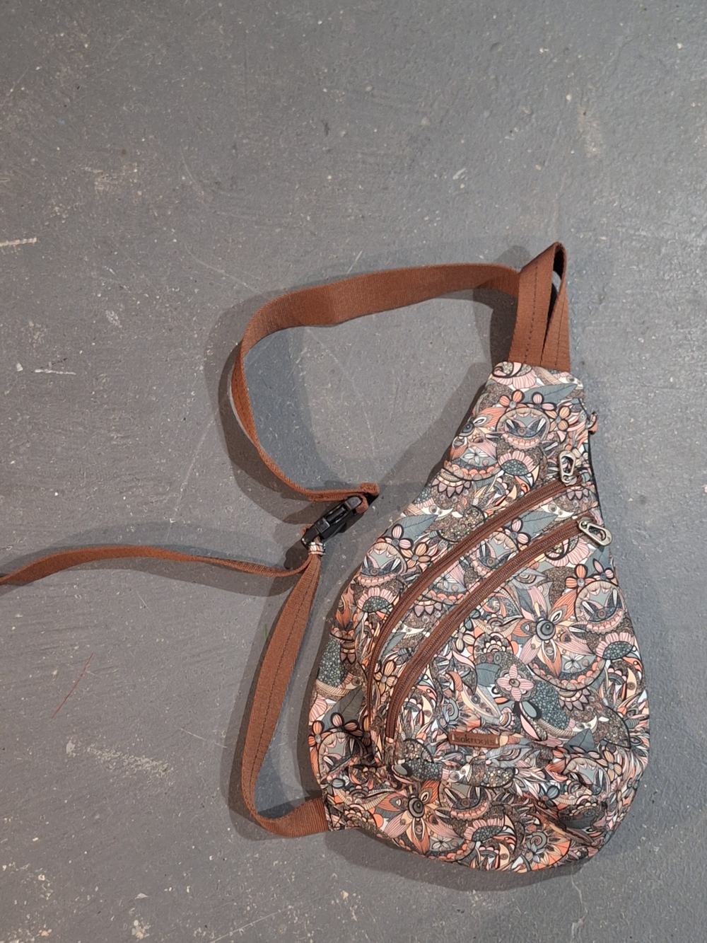 Sakroots Floral Pattern Crossbody Sling Bag in Brown and Peach